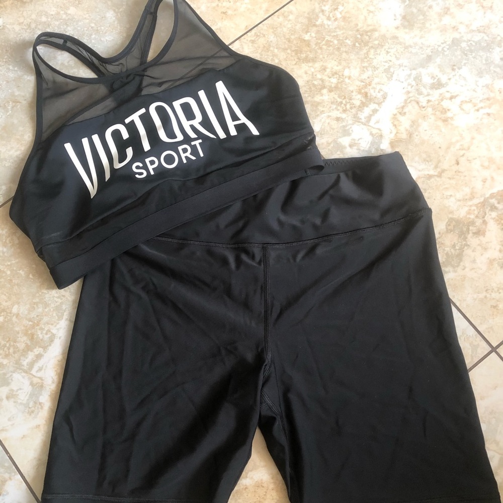 🔥🖤Victoria Sport biker and sports bra🖤🔥